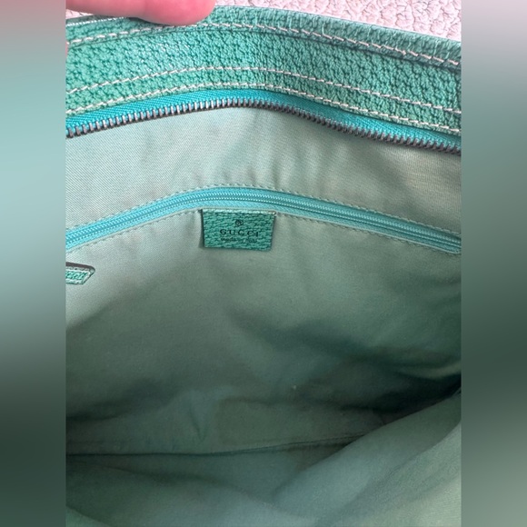 Gucci Crossbody Bag - Picture 7 of 9